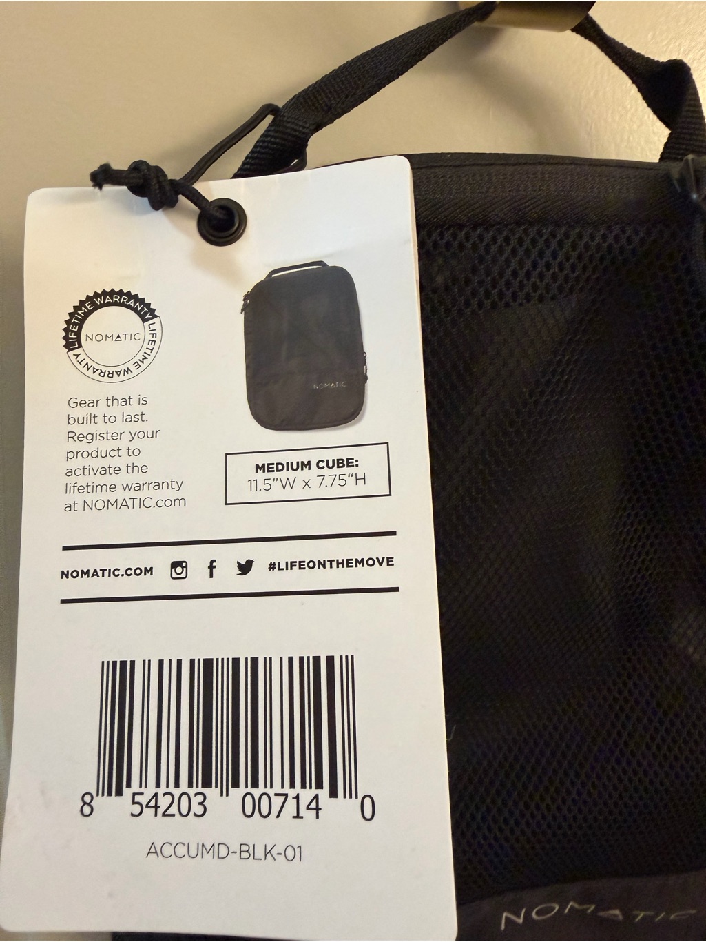 Nomatic Black Compression Packing Cube - Medium — image 4 of 5